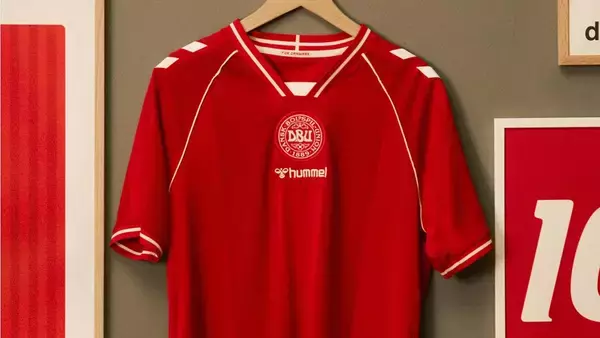 デンマーク代表、2026新ユニフォームを発表！プレーオフを制すれば「ワールドカップでも着用」