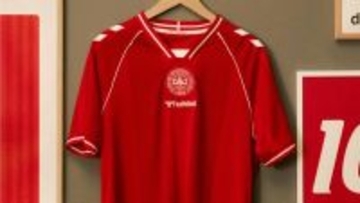 デンマーク代表、2026新ユニフォームを発表！プレーオフを制すれば「ワールドカップでも着用」