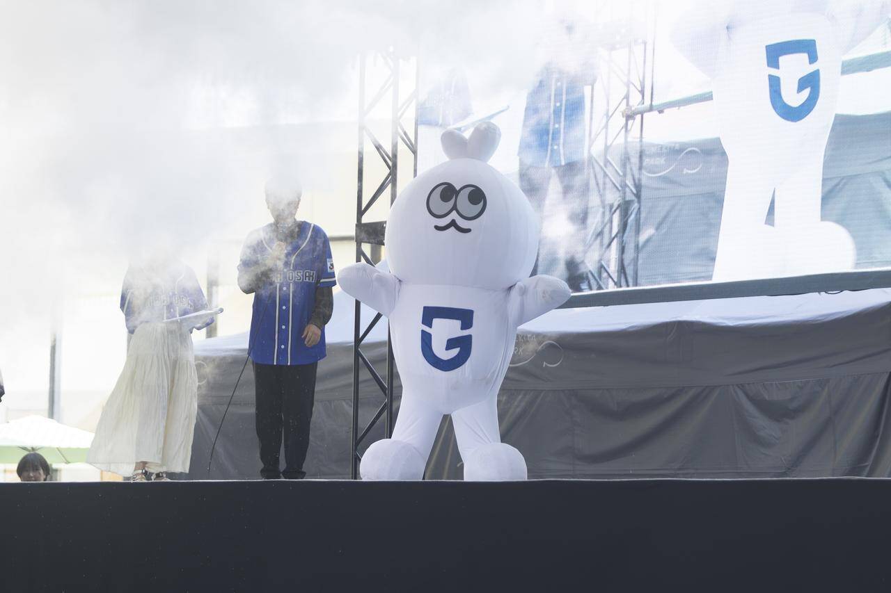 ガンバ大阪が開幕前イベントを開催！新マスコットの発表や選手トークショーなどでサポーターを沸かせる