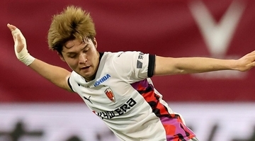 「みんなの前でブチギレられて…」日本と韓国が争奪戦！？19歳逸材、虫を見ていて監督を激怒させた『やらかし秘話』