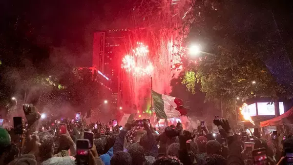 メキシコファンの「深夜の花火と大騒ぎ」に負けるな…イングランドが“睡眠妨害対策”を徹底中か