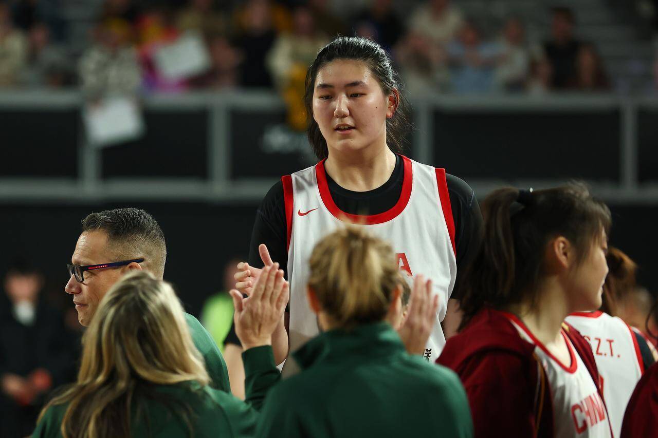 「あんな体格の女性と対戦したことない」身長2.23メートルの19歳中国女子選手、対戦相手の度肝を抜く！趣味がかわいかった