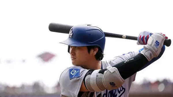 大谷翔平、自身と「完全同スペック」のバットを世界1000本限定発売！日本向けには500本