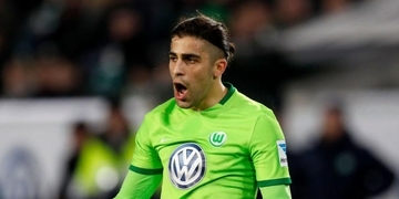 “リカルド・ロドリゲス”が2人に？W杯出場のスイス代表DFが日本行きの可能性を排除せず「どこも選択肢から外していない」