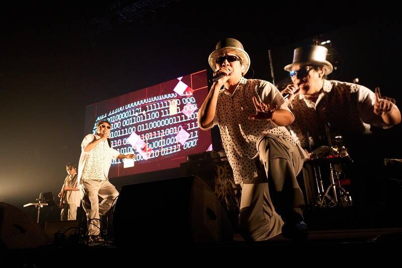 スポーツ＆プロレスの聖地で、佐野元春とスチャダラパーが魅せた熱き2日間のステージ『YOKOHAMA UNITE 音楽祭 2025』