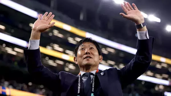 「この人、メンタルバケモノやな」日本代表の森保監督は、メンタルおばけ！堂安律がW杯で目撃した『驚きの光景』
