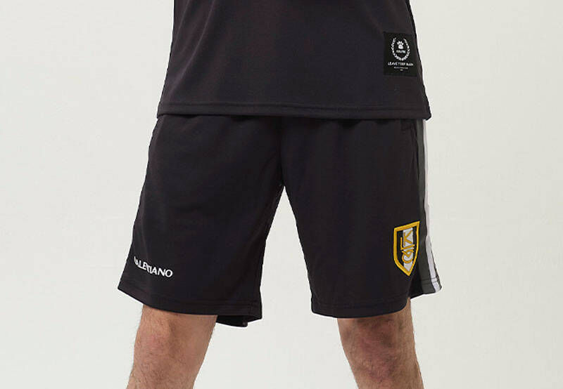 『VALENCIANO BY KELME』から“90年代ユニ風”の編み上げシャツが登場！春夏に着たい3つのカラー