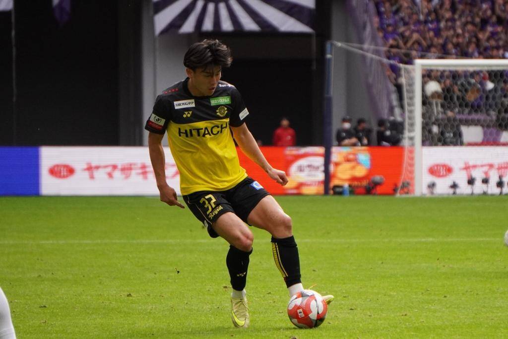 東洋大の仲間たちからルヴァン杯決勝に送り出されたDF山之内佑成「何もできなかった」22歳はJ1柏レイソルでの飛躍を誓う