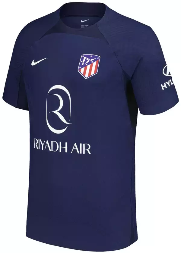 アトレティコ・マドリー、「ナイトライフ」に触発の新ユニフォームを発表　“シンプルすぎ”が賛否両論に