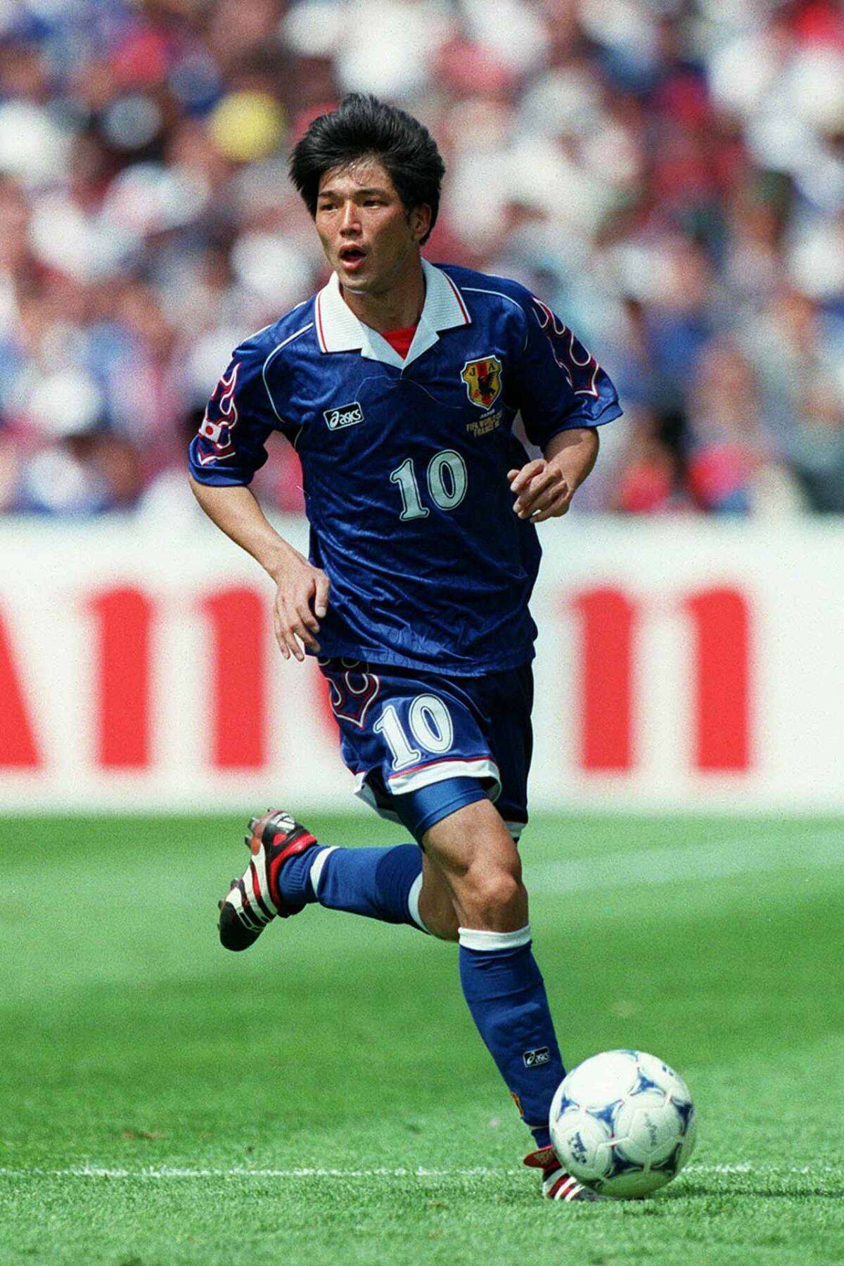 日本代表、歴代のワールドカップで「背番号10」を付けた7名の選手