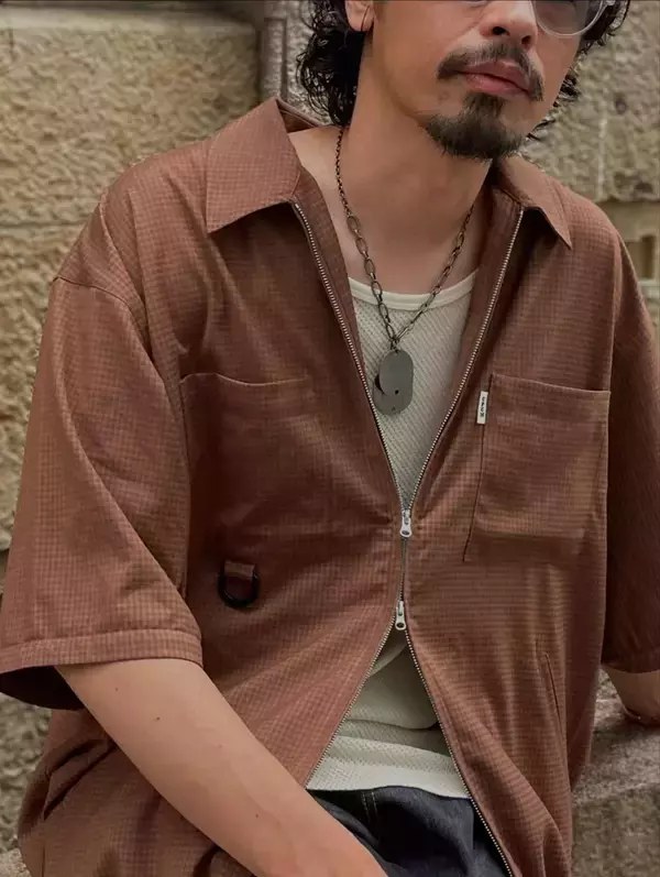 無地ばかりじゃ、つまらない。【40代カジュアル】夏コーデには“柄シャツ”を選びたい。