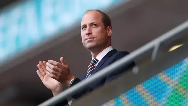 イギリス国王は「サッカーが嫌い」ウィリアム皇太子、NFLスターのポッドキャストで明かす