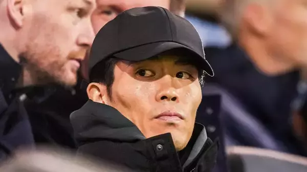 「呪われた元アーセナルスター」英紙が日本代表DFの現状を紹介