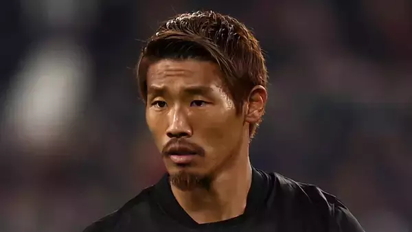 31歳日本代表MF、欧州で『0円移籍』へ…「契約満了で別の道を歩もうとしている選手もいる」と監督説明