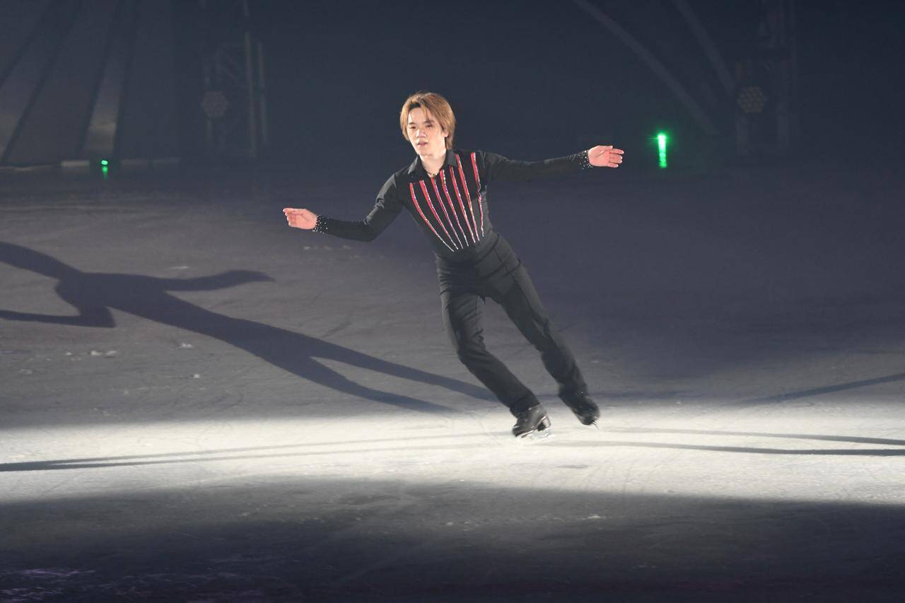 高橋大輔、宇野昌磨、荒川静香らメダリストが登場　現役続行の渡辺倫果もトリプルアクセルで沸かせた「プリンスアイスワールド」東京公演