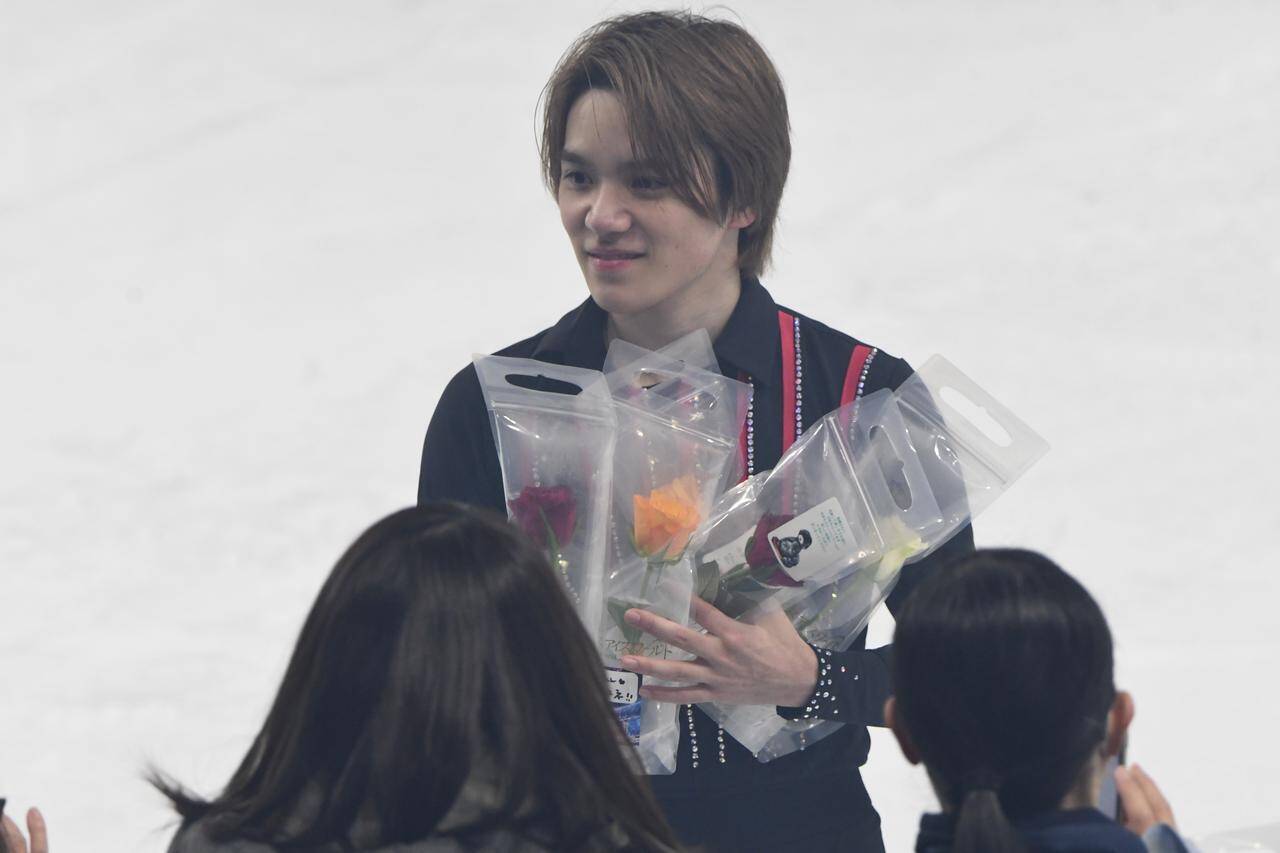 高橋大輔、宇野昌磨、荒川静香らメダリストが登場　現役続行の渡辺倫果もトリプルアクセルで沸かせた「プリンスアイスワールド」東京公演