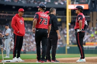 今季3人目、村上宗隆のハムストリングが悲鳴を上げた——快進撃のホワイトソックスに見え始めた亀裂