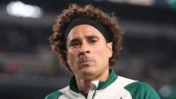 「心が引き裂かれる」開催国の守護神、W杯出場が絶望的に…代役は前人未到の記録を目指す40歳か