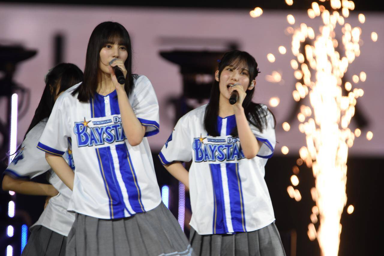 日向坂46が“聖地”ハマスタで小坂菜緒、金村美玖ら全27名による迫力パフォーマンス！魔球が話題の藤嶌果歩も460点の始球式で魅了