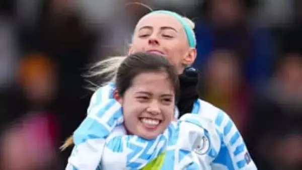 日本女子選手と相思相愛のチームメイト、監督との関係崩壊で退団か