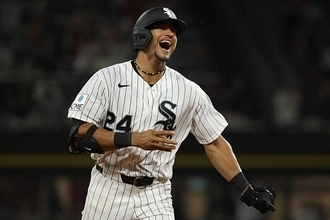 初打席は三振だったルーキーが延長10回にサヨナラ弾、「声も聞こえなかった」MLB史上5人目の快挙