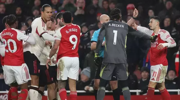 「深くお詫びする」アーセナルFWマルチネッリ、負傷したリヴァプールDFへの行為を謝罪