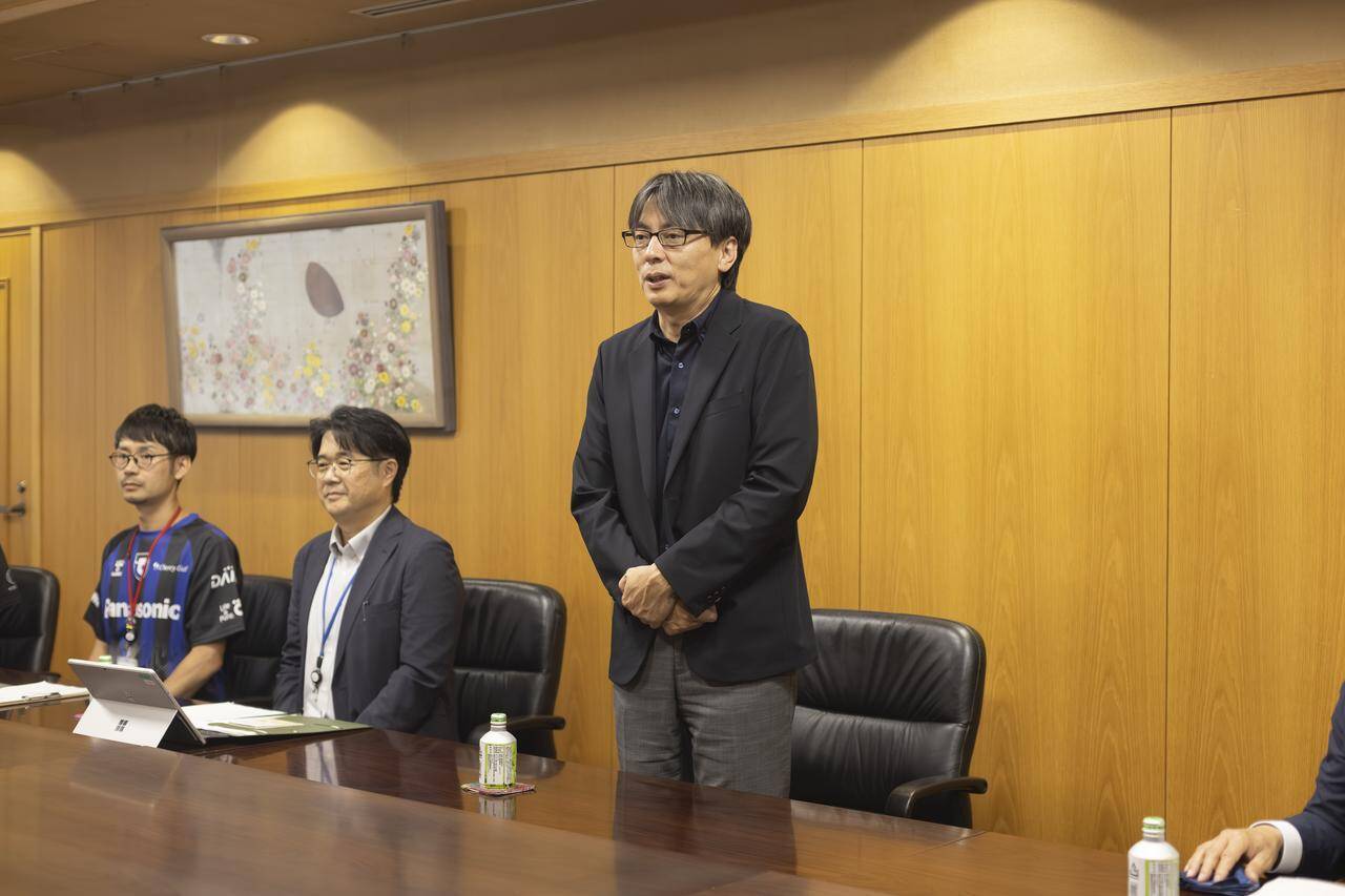 「力強いチームだと改めて感じました」ガンバ大阪が茨木市役所を訪問し、ACL2優勝を報告！「もう一つタイトルを…」と来季の抱負も