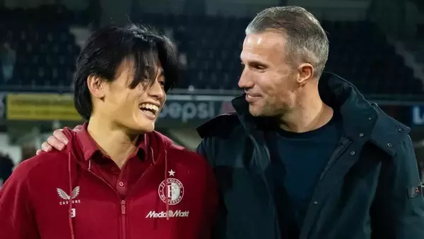 欧州1部得点王の27歳日本代表エース、名門監督が改善点を指摘！「彼はとても優しいが…」