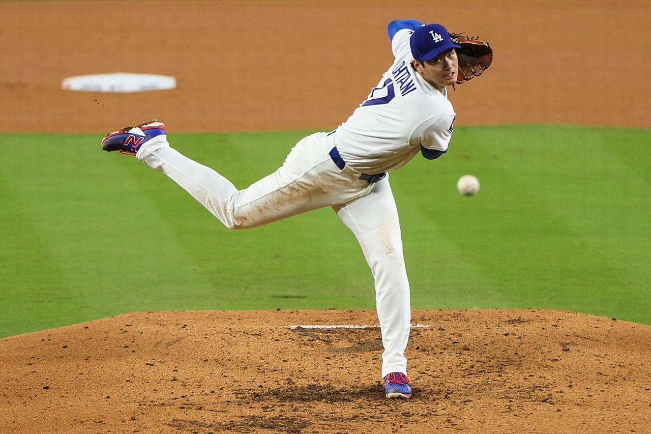 大谷翔平、投手復帰か指名打者続投か——ドジャース編成本部長「自信を持って彼に賭ける」