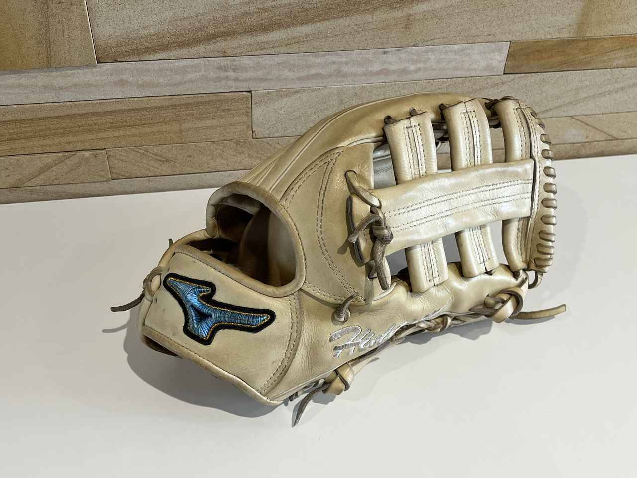 【短期連載】プロ野球選手のこだわりアイテム教えます／秋山俊（埼玉西武ライオンズ）：思い出のプレゼント編