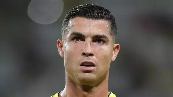 所属クラブと関係悪化のロナウド、メッシとの“夢の共演”も？海外メディアが移籍先の有力候補を報道