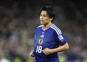 上田綺世が「試合を完全に支配した」——海外メディアが最高評価をつけた根拠