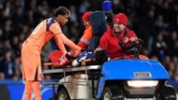 久保建英、バルセロナ戦で倒れ込みプレー続行不可能に…「肉離れだと思う、軽傷であることを祈るしかない」と柿谷曜一朗氏