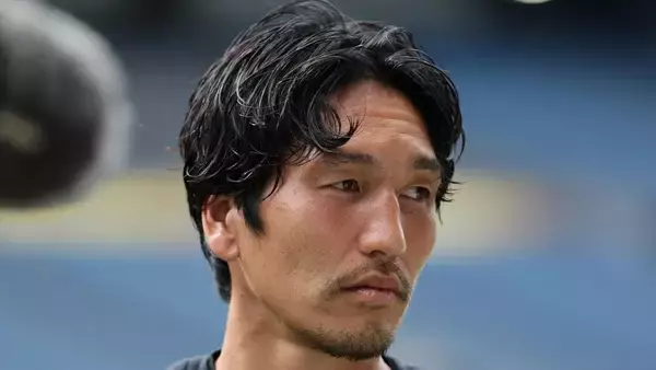 35歳元日本代表スター、号泣…欧州2部で昇格逃す 「来季は彼みたいな補強をもっとして」と現地