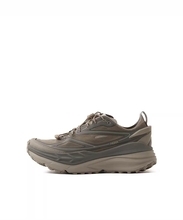 《話題の新鋭ブランド》【HOKA】アカ抜けが狙える「アウトドア系シューズ」