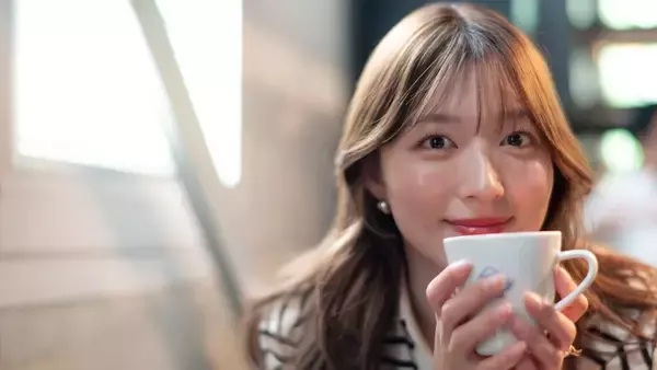 サッカーW杯で話題の人気キャスター中川絵美里さん、“カメラマン”としての最新連載が公開！今回のゲストは阿部華也子さん
