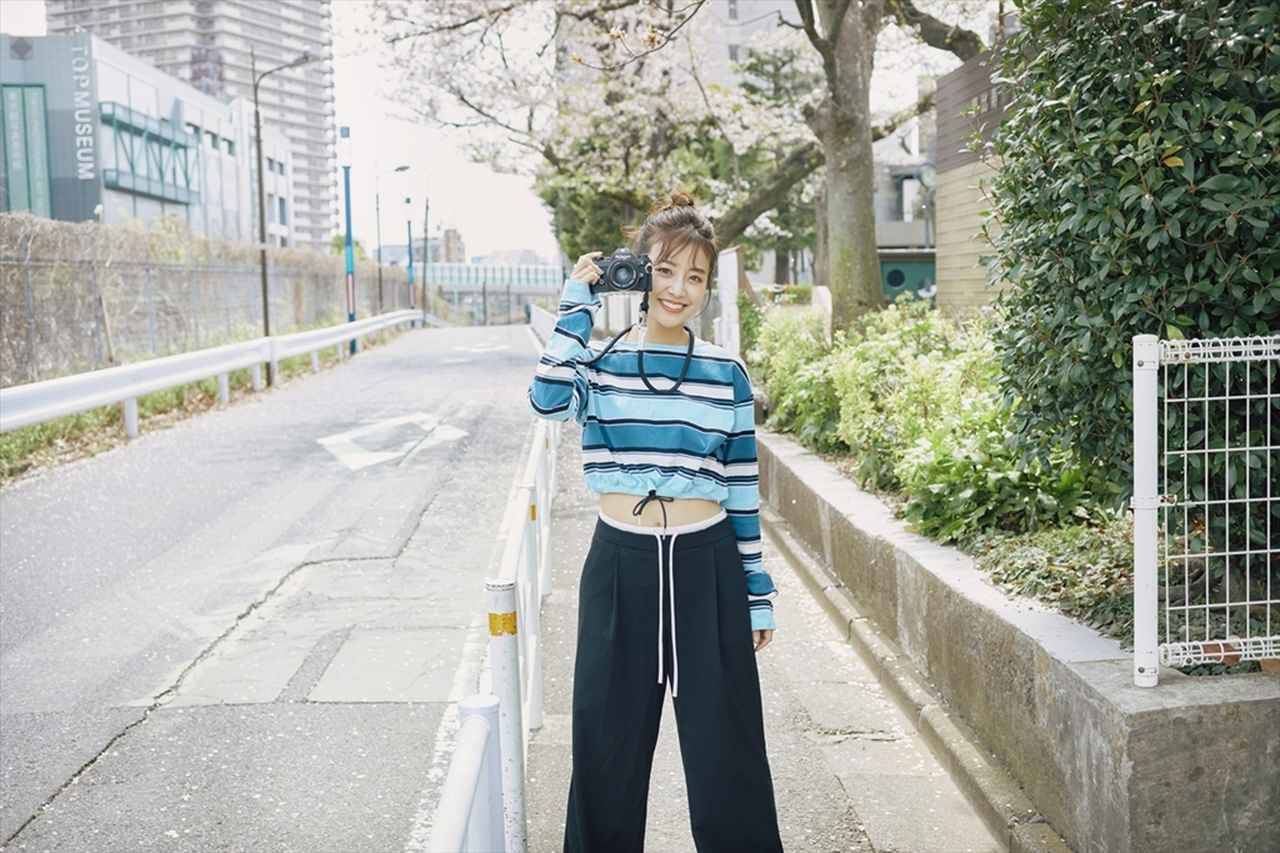 サッカーW杯で話題の人気キャスター中川絵美里さん、“カメラマン”としての最新連載が公開！今回のゲストは阿部華也子さん