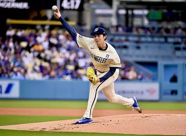 「クローザーに」の声をGMが「ノー」と封じた佐々木朗希、ついに今季初勝利