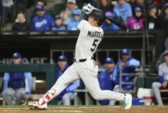 判定をひっくり返した直後に16号……村上宗隆のABS活用がなぜMLB最高なのか