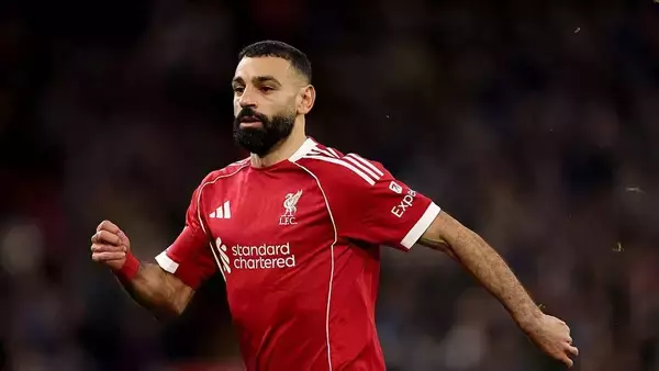 サラー、クリスマスツリー投稿でイスラム教徒ファンが反発「もう愛せない」「死はあなたが思うよりも近い」