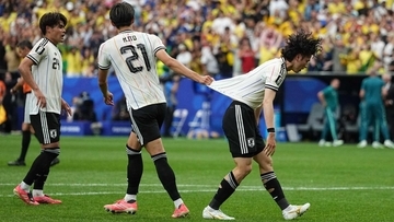 「僕らはまた今日から立ち上がる」W杯敗退で号泣の27歳日本代表選手、仲間たちからのメッセージが泣ける