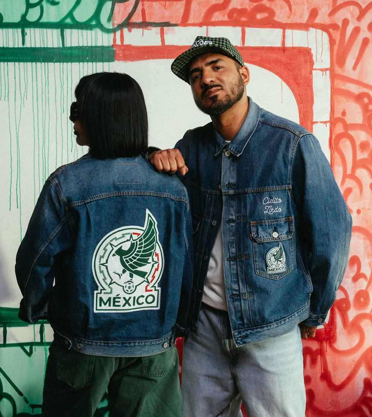 「リーバイス」がW杯出場4チームとのパートナーシップを発表！第1弾は“伝説コンビ”のメキシコに