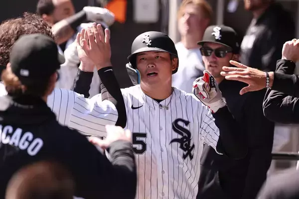 「HRは嬉しいが、チームが負けたのが一番残念」MLB3試合連続HRでML史上4人目の快挙も、村上宗隆の口から出たのは謙虚な言葉だった