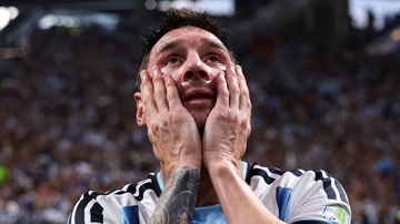 メッシのアルゼンチンにW杯で衝撃的な逆転負け…「仕組まれてる」「審判に圧力」と負けたエジプトが憤怒！