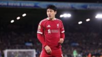 遠藤航が負傷中のリヴァプール、「セットプレー弱すぎ」「離脱者8名」監督もボヤく