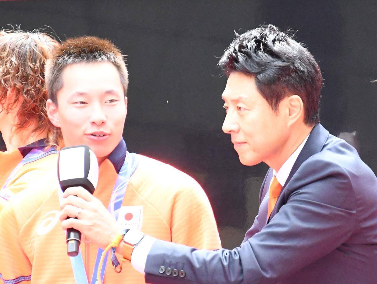 「4年後には金金メダルを」村瀬心椛、“心椛ポーズ”を披露し誓い