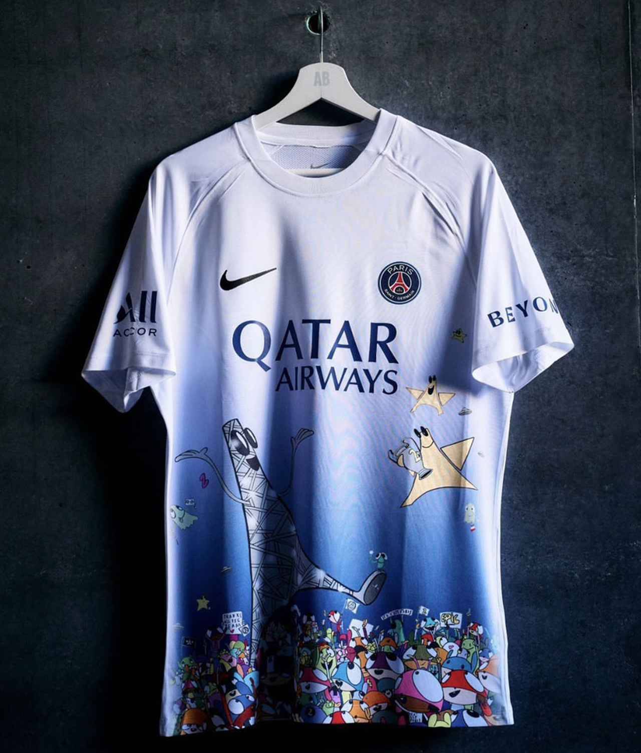 かわいすぎ！PSGが“CL優勝記念”の特別ユニフォームを発表 「現代アートとコラボ」の150着限定モデル