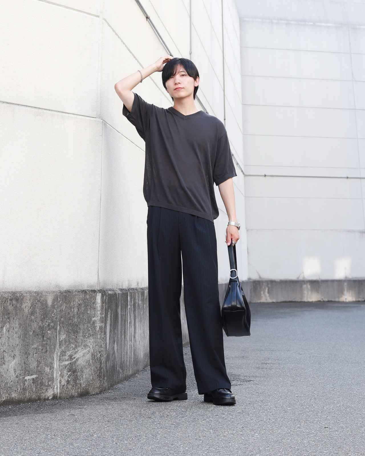 【GUのパンツ】は、こう穿けばいい。カジュアルなのにサマになる「高見えコーデ」