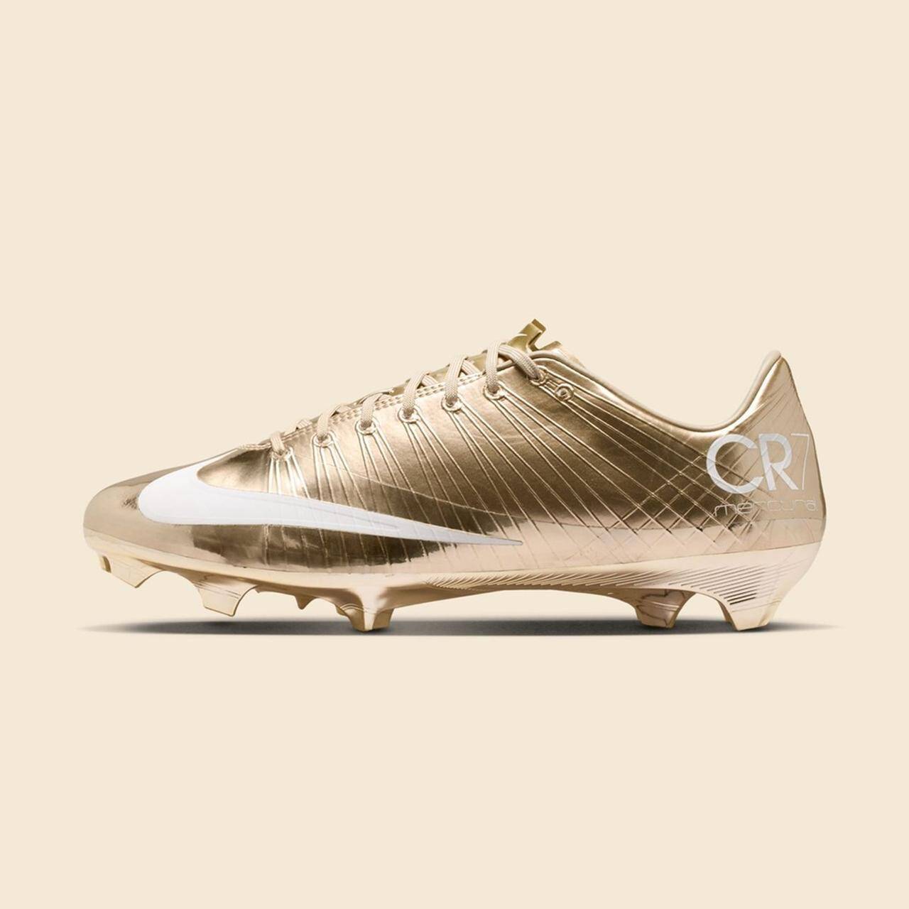W杯6大会連続ゴールのクリスティアーノ・ロナウド、偉業を祝した「黄金スパイク」がNIKEから登場！