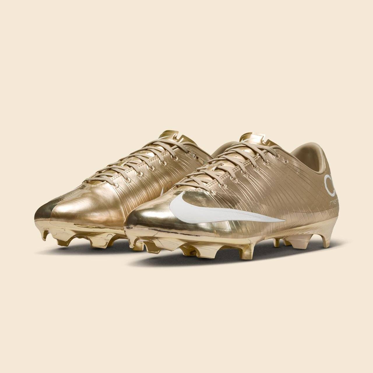 W杯6大会連続ゴールのクリスティアーノ・ロナウド、偉業を祝した「黄金スパイク」がNIKEから登場！